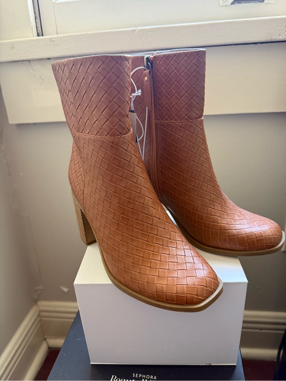 Universal Thread Woven Cognac Ankle Booties